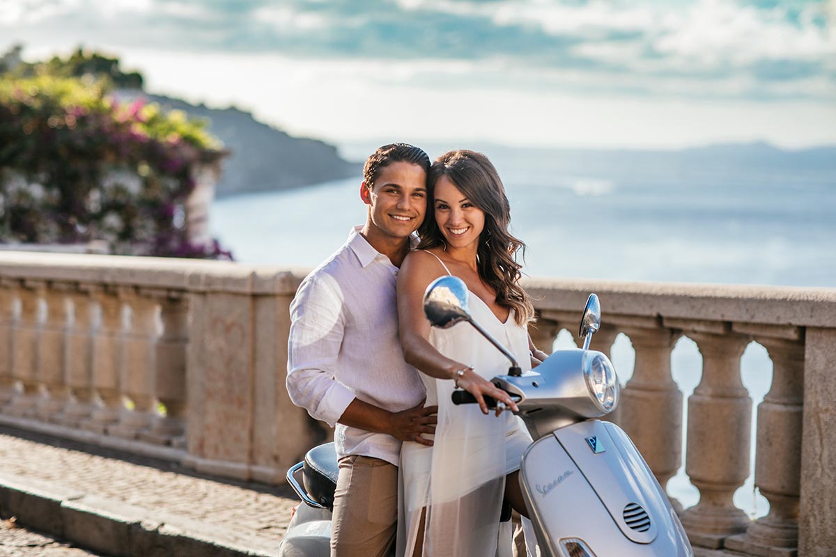 Perfect-engagement-in-Sorrento